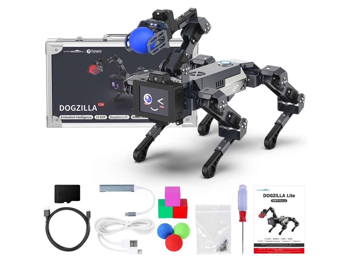 Schwarz-silberner Roboterhund DOGZILLA Lite mit Gesichts-Display und Greifarm, der einen blauen Ball hält, vor dem Alukoffer; darunter Kabel, Speicherkarte, Würfel, Bälle, Schrauben und Anleitung.
