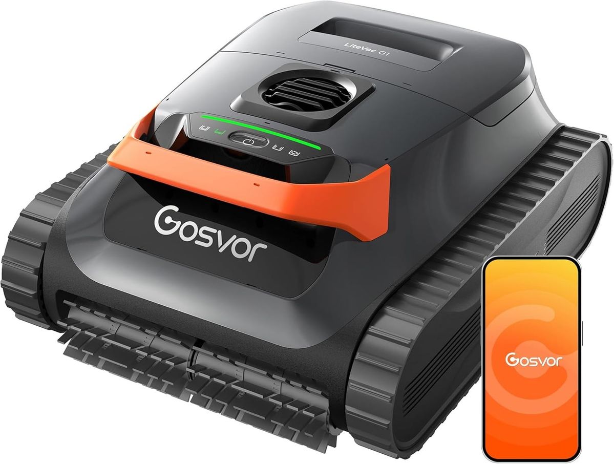 Grauer Gosvor LiteVac G1 mit orangefarbenem Tragebügel, LED-Leiste und Raupenketten schräg von vorn, daneben ein Smartphone mit Gosvor-App-Logo.
