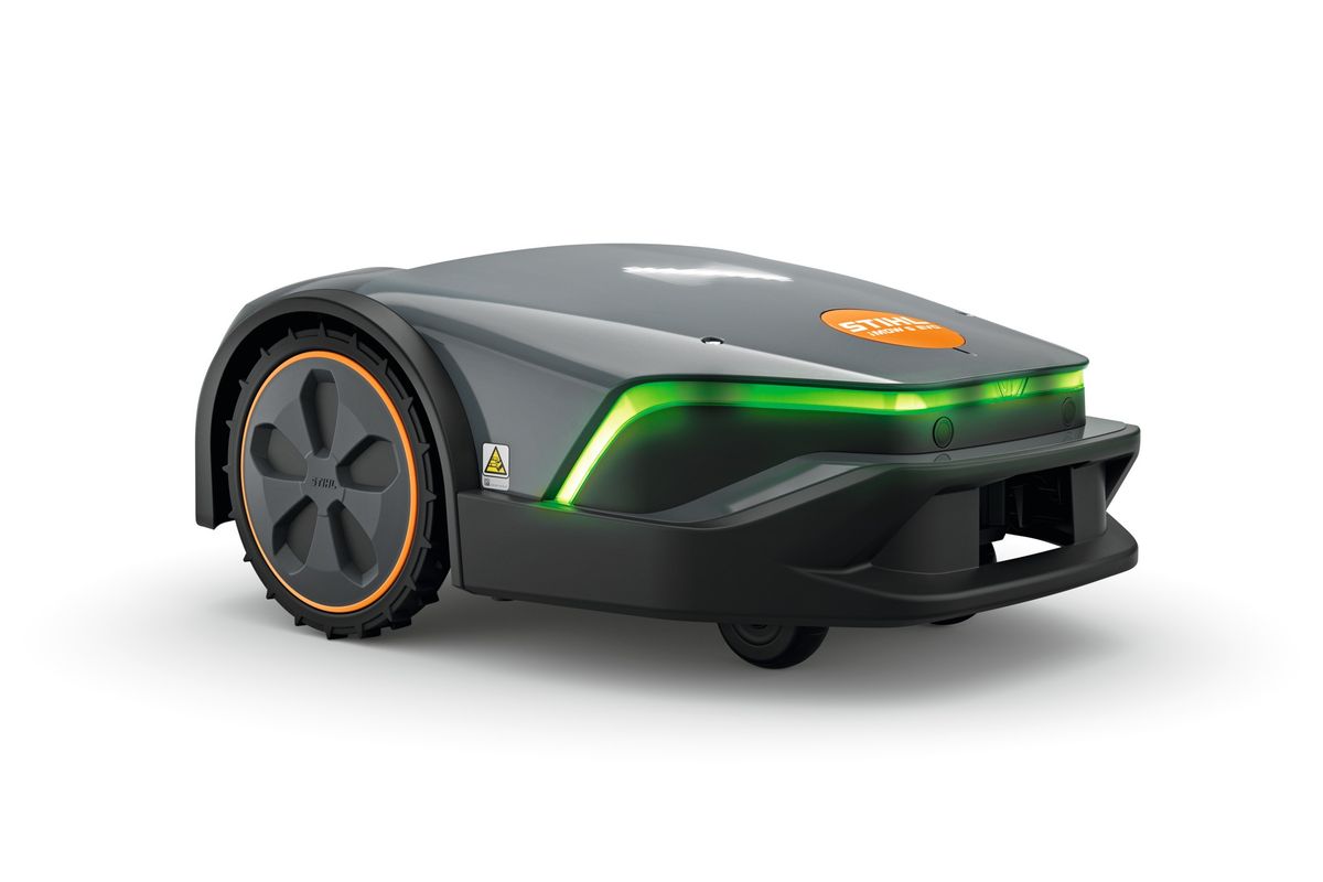 STIHL iMOW 5 EVO von der linken Seite