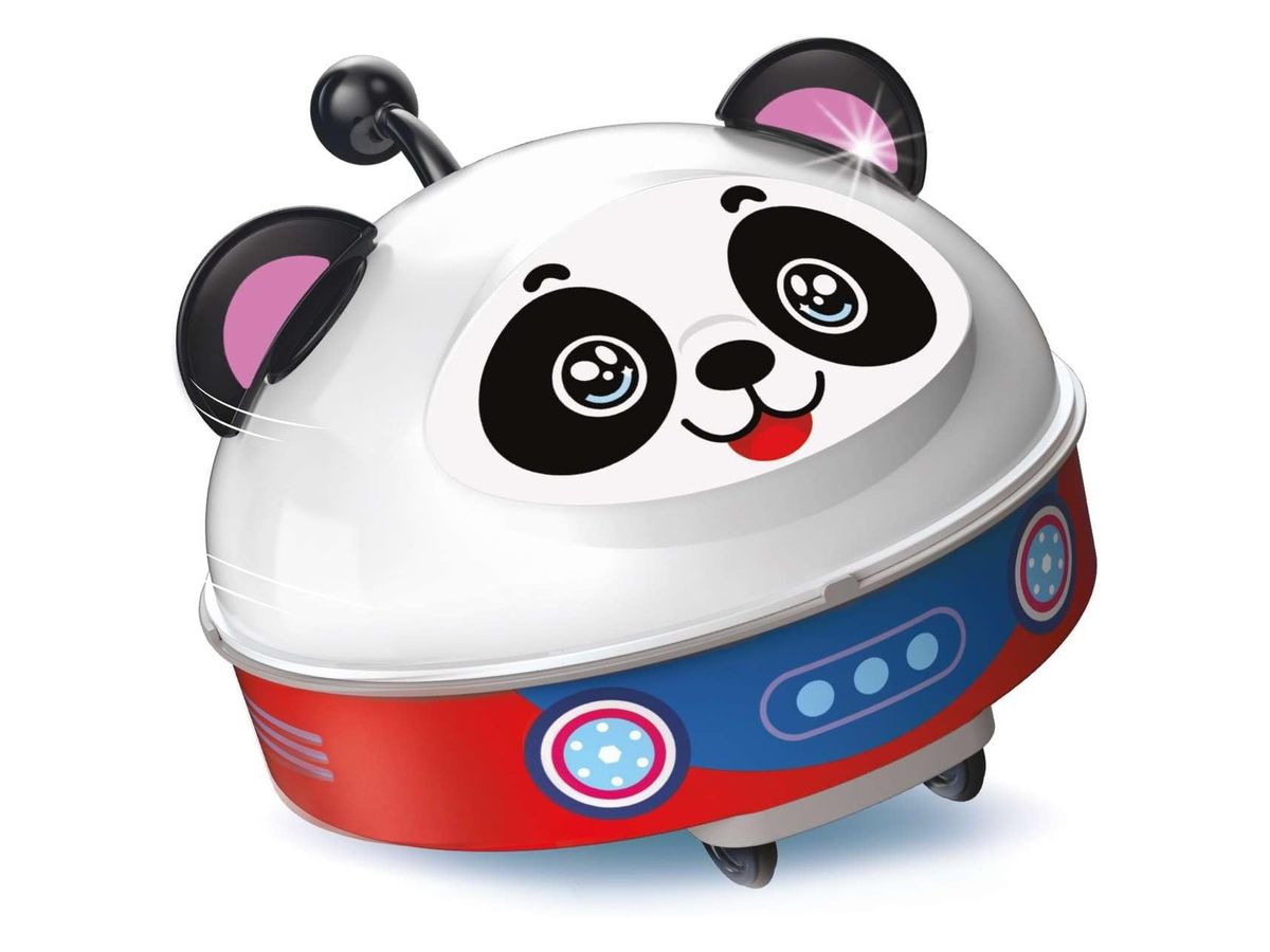 Montierter Q.Botz-Panda-Roboter: weiße Kuppel mit aufgedrucktem Pandagesicht, schwarzen Ohren mit rosa Innenseite und Antenne auf rot-blauem Fahrgestell mit Rollen.