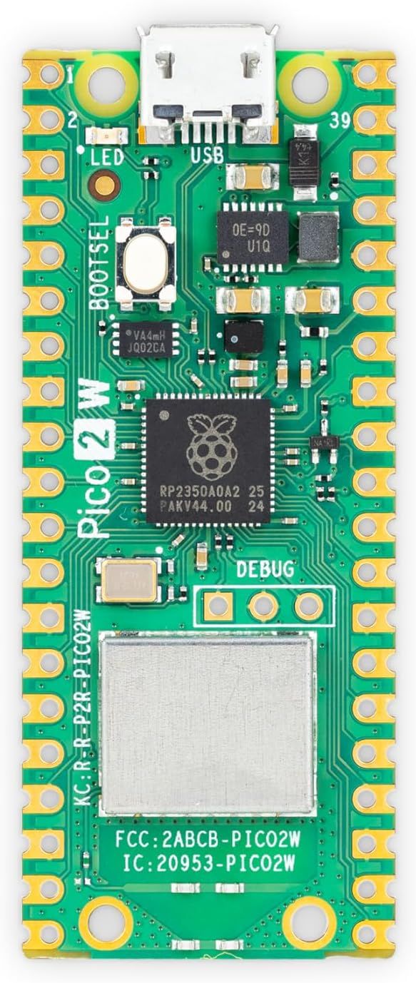 Grüne Pico-2-W-Platine von oben mit Micro-USB-Buchse, RP2350-Chip und silbernem Abschirmblech des Funkmoduls am unteren Ende.