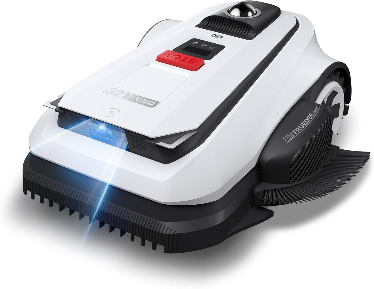 Freigestellter ECOVACS GOAT A1600 LiDAR PRO
