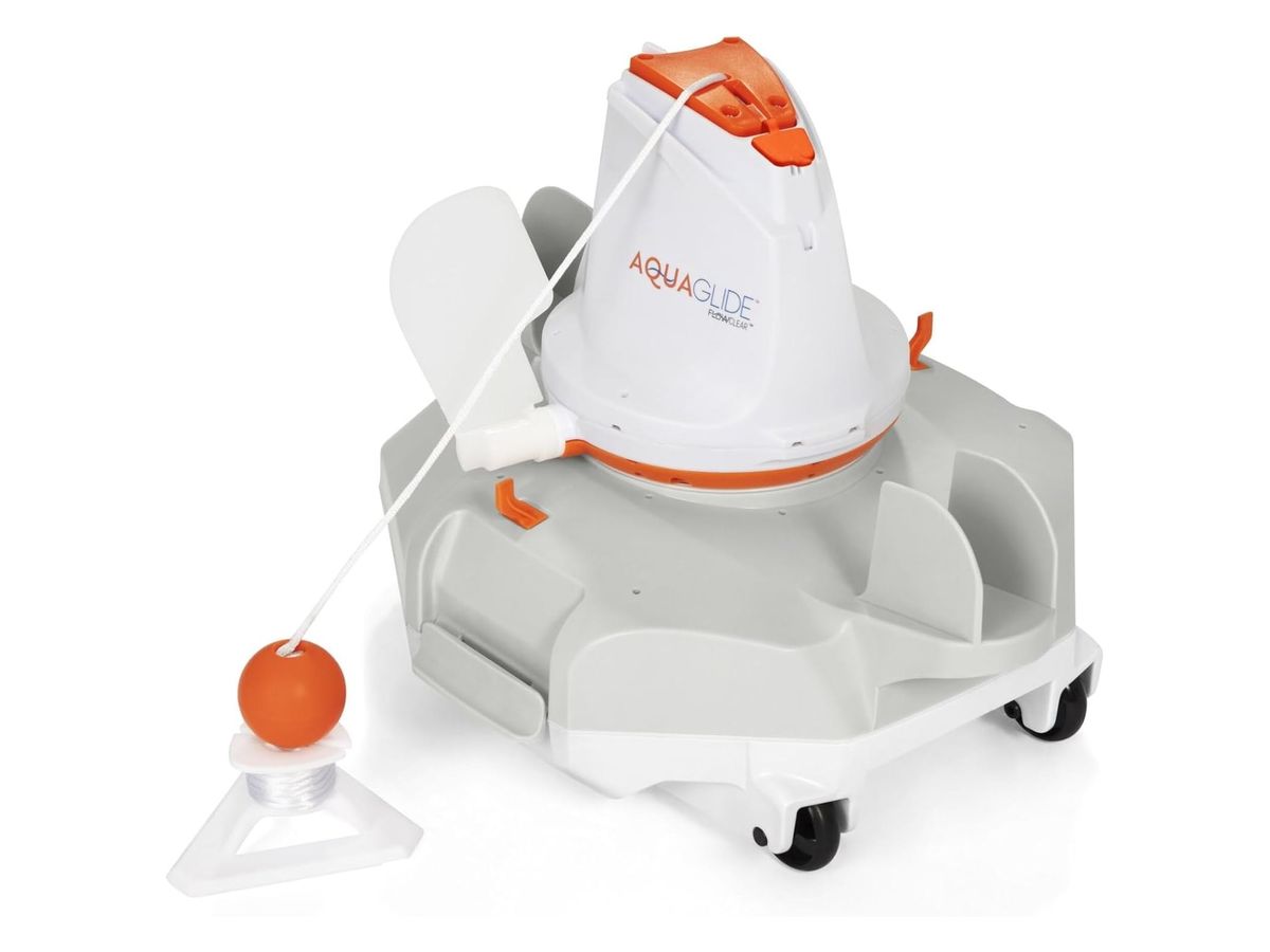 Weiß-grauer Poolroboter Bestway Flowclear AquaGlide mit orangefarbenem Kopf, Rollen und Schwimmkugel an der Leine.