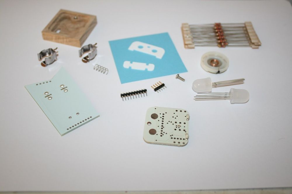 Little Robot Friend in Einzelteilen