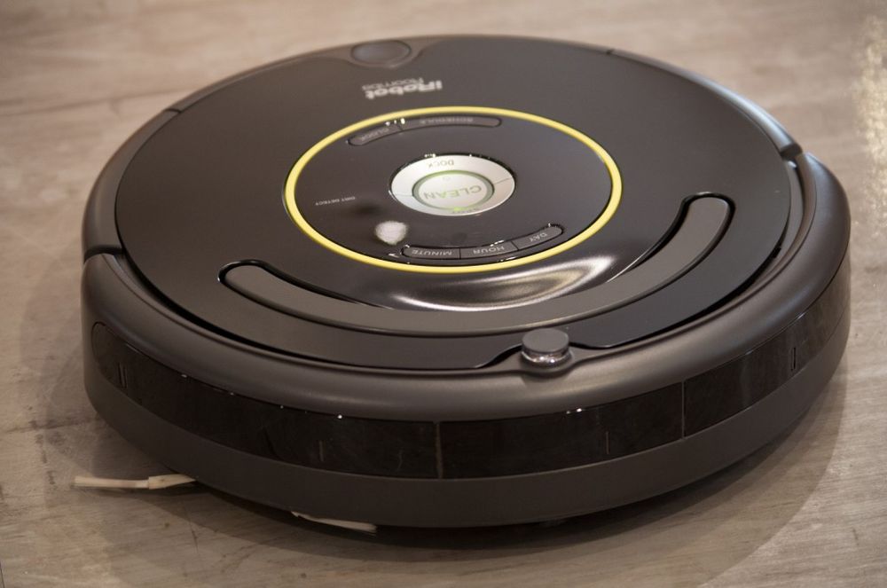 Saugroboter Roomba 650 Vorderansicht