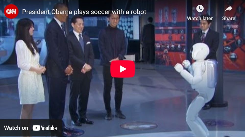 US-Präsident spielt Fussball gegen Roboter ASIMO